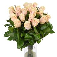 21 cream-colored roses