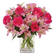 Букет квітів для дівчини