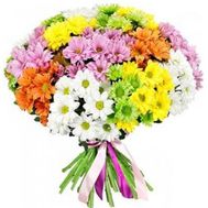 Birthday bouquet of chrysanthemums
