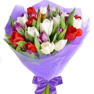 Bouquet of tulips for mom