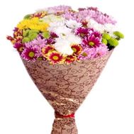 Congratulatory bouquet of chrysanthemums