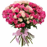 Чудовий букет кущових троянд