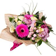 Красивий букет квітів