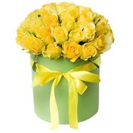 35 yellow roses in a hat box