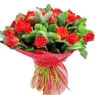 Букет із 21 троянди і ялиці