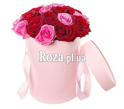 Bouquet of roses in a box Bouquet of roses in a box