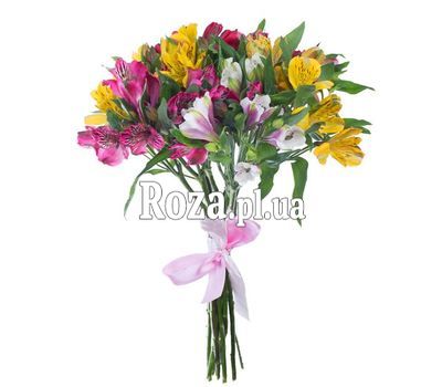 Букет із 11 різнокольорових троянд