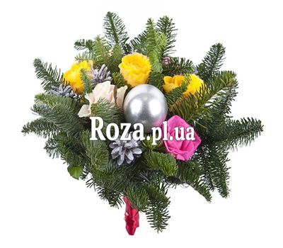 Букет із 5 троянд і ялиці Букет із 5 троянд і ялиці